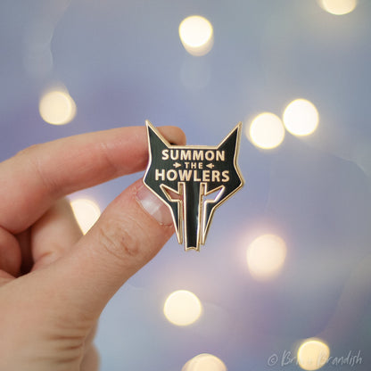 Howler Enamel Pin