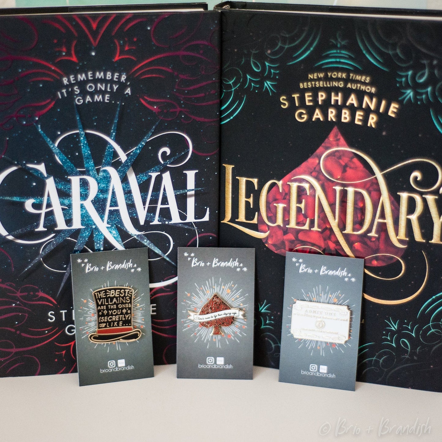 Caraval 3 Pin Set