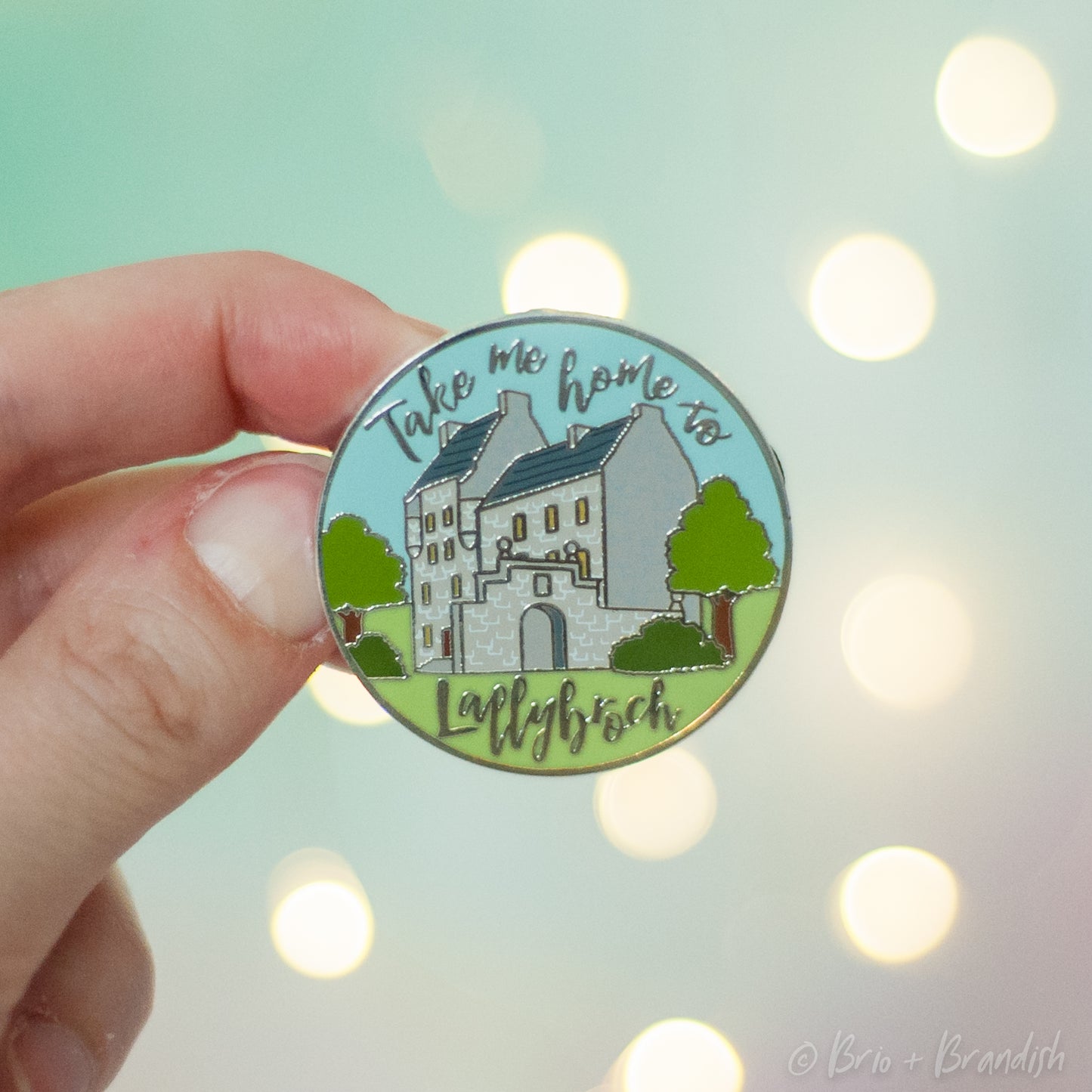 Lallybroch Enamel Pin