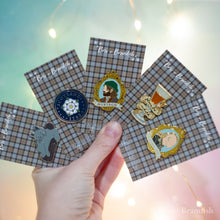 Load image into Gallery viewer, Outlander Pin Set - SERIES 5